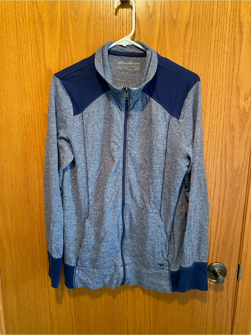 Eddie Bauer Women’s Zip Up Light Weight Jacket
